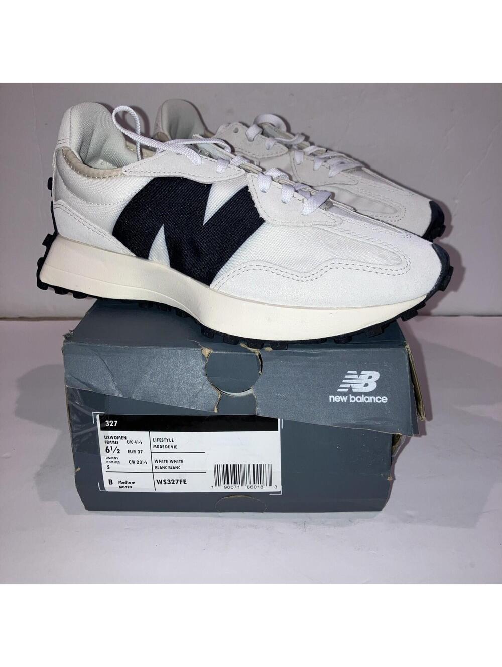 New Balance 327  - BRAND NEW - WHITE/BLACK  WOMENS 6.5